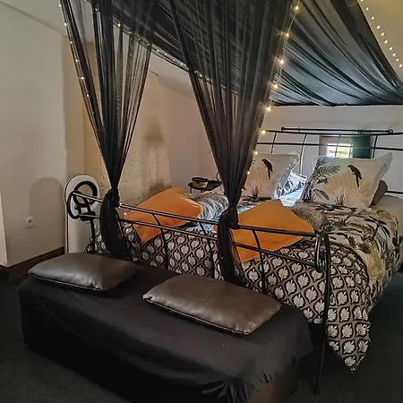 招待所 D' Hotes Des Glands ' 3*