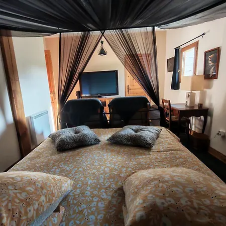 Πανσιόν D' Hotes Des Glands ' Saint-Martin-de-Gurçon